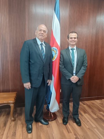 Juramentación Andrés Grossi